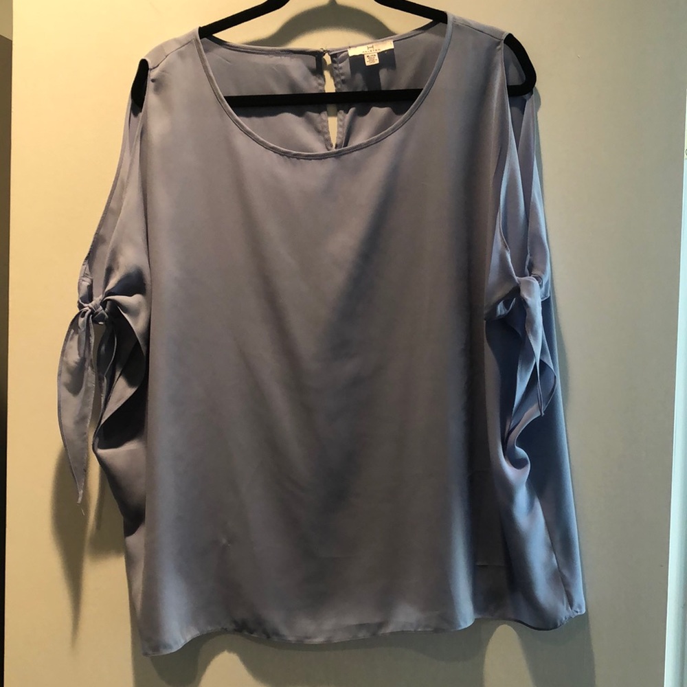 H Halston Cold Shoulder Tie Sleeve Blouse